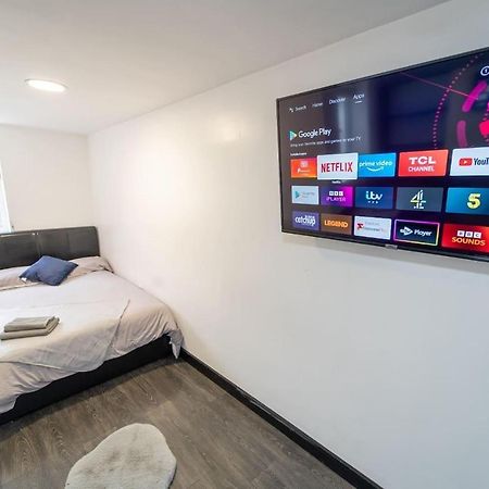 Studio Close To Selly Oak Train Station Μπέρμιγχαμ Εξωτερικό φωτογραφία