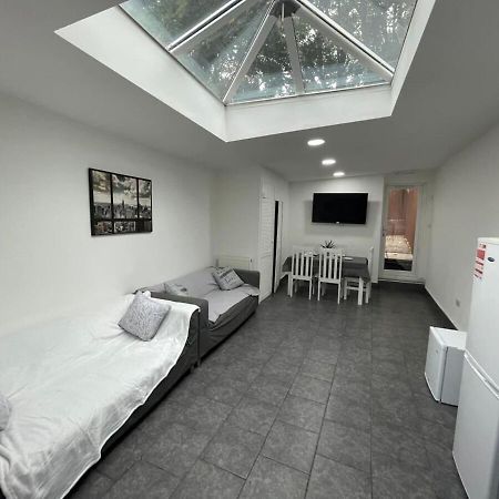 Studio Close To Selly Oak Train Station Μπέρμιγχαμ Εξωτερικό φωτογραφία